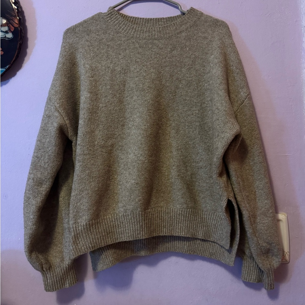 Cozy oversized Women's Sweater in Tan/grey/taupe